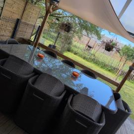 Appartement avec jardin terrasse au calme, hotel in Audenge