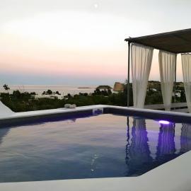 Filia Bungalow, hotel i Archangelos