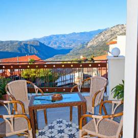 Arachova Boka's House with View, hotell i Arachova