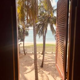 CocoBaru - Private Beachfront Entire Villa, hotel di Marawila