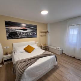 Apartamento Room Laredo, hotel en Laredo