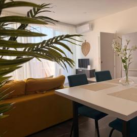 De Rock Penthouse, ξενοδοχείο σε Sannat