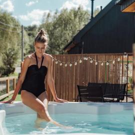 Projekt ŚWIT - domki z prywatną jacuzzi i sauną