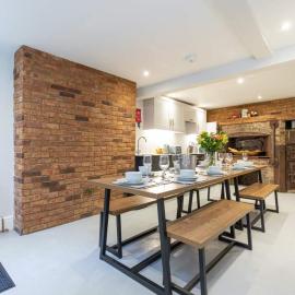 The Bakery Brighton Townhouse North Laine Sleeps 10, hotel i Brighton & Hove