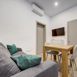 Warm & Cozy 1BR Apartment in Bormla with WiFi, AC & Great Location