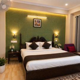 Hotel Aachman Regency with Rooftop Terrace