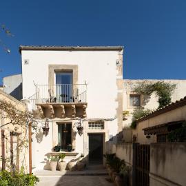 Casa Philomena - Fascino storico in centro
