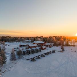 Aurora Lake Lodges