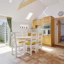 The Stables Hill Top Farm, hotel en Hazelbury Bryan