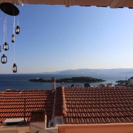 Aura of the Aegean Sea View House in Oinousses, hotel di Oinoússai