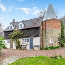 Old Hop Kiln - Ukc6441
