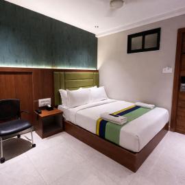 Ruby Hotel