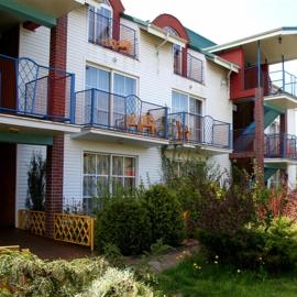 PANORAMA Białogóra Rodzinne Pokoje Gościnne - Apartamenty-bogaty program animacyjny dla dzieci, hotel en Białogóra