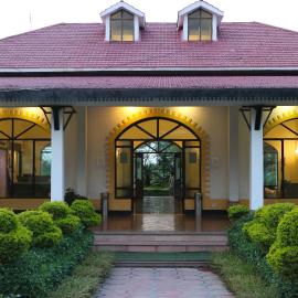 Orient Resorts, viešbutis mieste Kanpuras
