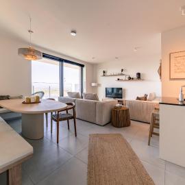 Top uitzicht luxe appartement DUNES met terras POOL & GYM