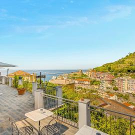 StairwayToHeaven Rooms-5Terre-Seaview, hotel i Riomaggiore
