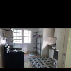 NH room rental, hotel ad Akron