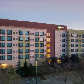 EVEN Hotel Alpharetta - Avalon Area by IHG, hotel in Alpharetta