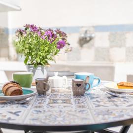 Dimora Storica Laura - Salento Reservation, hotel i Alliste