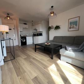 Appartement - 5min walk from Deauville - Trouville, hotel u gradu Touques