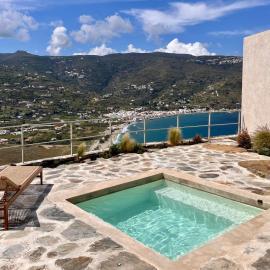 Galini House Private Villa in Andros, hotel a Órmos