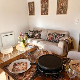 Le Flocon, Appartement cosy rénové, Prorel à pied, Balcon & parking