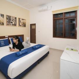 Cozzy House of Cokro Jogja – hotel w mieście Ngabean