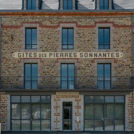 Gîtes les Ébihens - 6 appartements avec parking privé proche des plages, hotel en Saint-Cast-le-Guildo