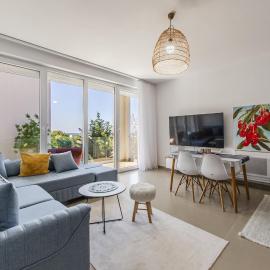 Golden Hour Balcony Apartment Pool & Beach 100m by PikHost
