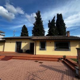 Antico Granaio di LEO Via Antonia 60