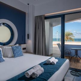 Eleni Beach Apartment