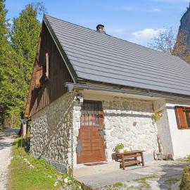Fairy Tale House, hotel in Trenta
