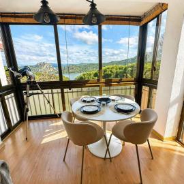 Apartment with amazing views to San Juan Lake, hotel en San Martín de Valdeiglesias