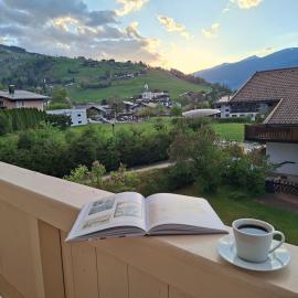 Lovely Rita Studio, modern Studio - balcony and mountain view - center Kaprun