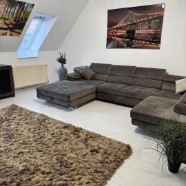 Central Vibe Apartman, hotel in Kecskemét