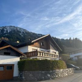 Haus Heim, hotel v destinaci Raggal