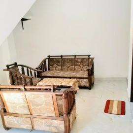 Rose Homestay AC and Standard Room with Hot Shower