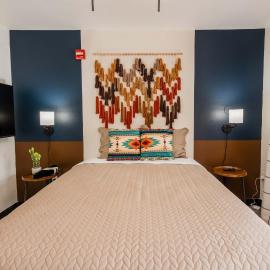 Tolleson Studio Cozy Retreat for 2 Guests