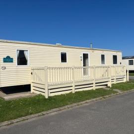 Cabin Sleeps 8 with Indoor Pool