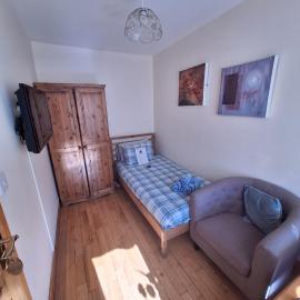 Comfortable Single Room in Listowel: Listowel şehrinde bir otel