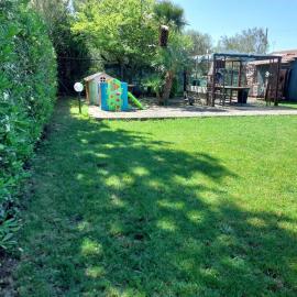 Casa con giardino – hotel w mieście Cecina