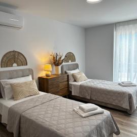 Oleana Cosy Studio, hotell i Lampi