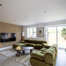 Barr's House New 5 Bed Home Near Windsor、タプロウのホテル