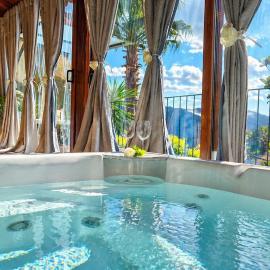 Casa Favo de Mel - Jacuzzi & Piscina - Refúgio na Montanha, hotel in Arcos de Valdevez