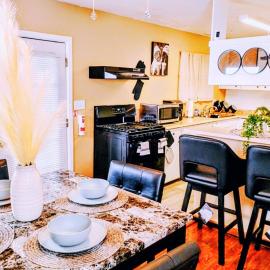 Nice Spacious 3 Bedroom 2 Bathroom Ranch Home
