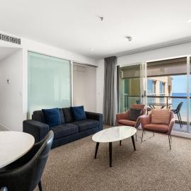 Belle Escapes - Oceanside Apartment at the Pier
