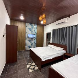 Nothern Empire Guest House& Restaurant , juice bar, hotel i Chavakachcheri