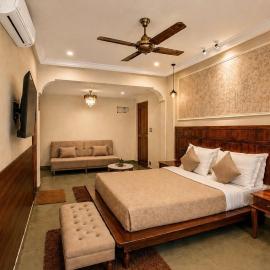 Dimaru Boutique Hotel، فندق في كالانغيُت