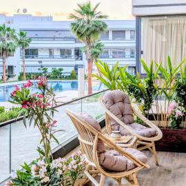 Pool view apartment, beach access, nature & quiet