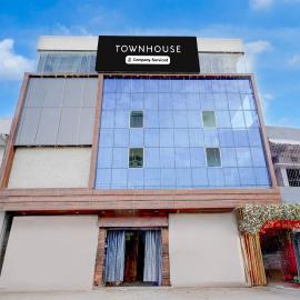 Super Townhouse Zero Mile Metro Station Patna Formerly The King Hotel and Banquet